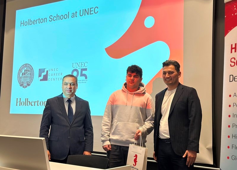 UNEC-də IT sahəsində karyera imkanlarına həsr olunan seminar keçirilib