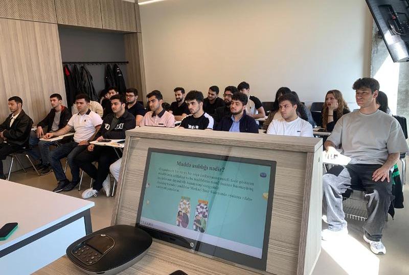 UNEC-də "Sükutla gələn faciə: narkomaniya" mövzusunda seminar keçirilib
