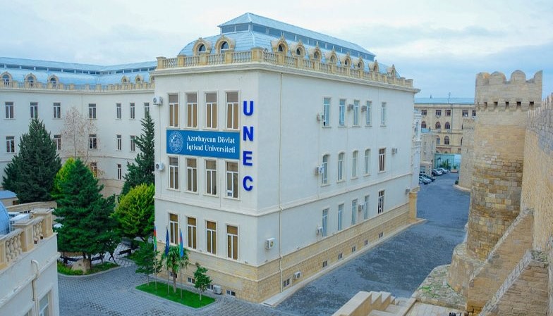 UNEC-də tələbə və məzunlara 400-dən çox vakansiya təklif olunub 