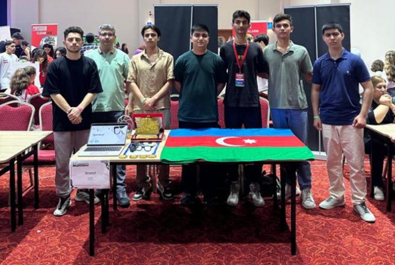 UNEC-in komandası beynəlxalq robot olimpiadasının qalibi olub
