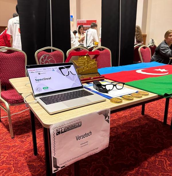 UNEC-in komandası beynəlxalq robot olimpiadasının qalibi olub