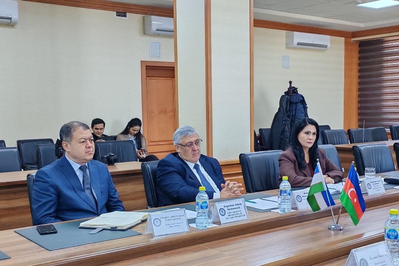 UNEC Özbəkistan universiteti ilə ikili diplom proqramı həyata keçirəcək