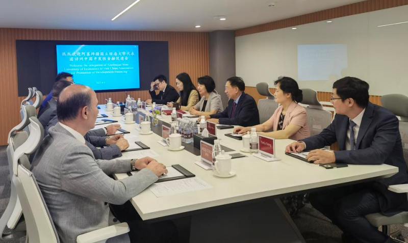 UNEC və Çin universitetləri arasında strateji əməkdaşlıq