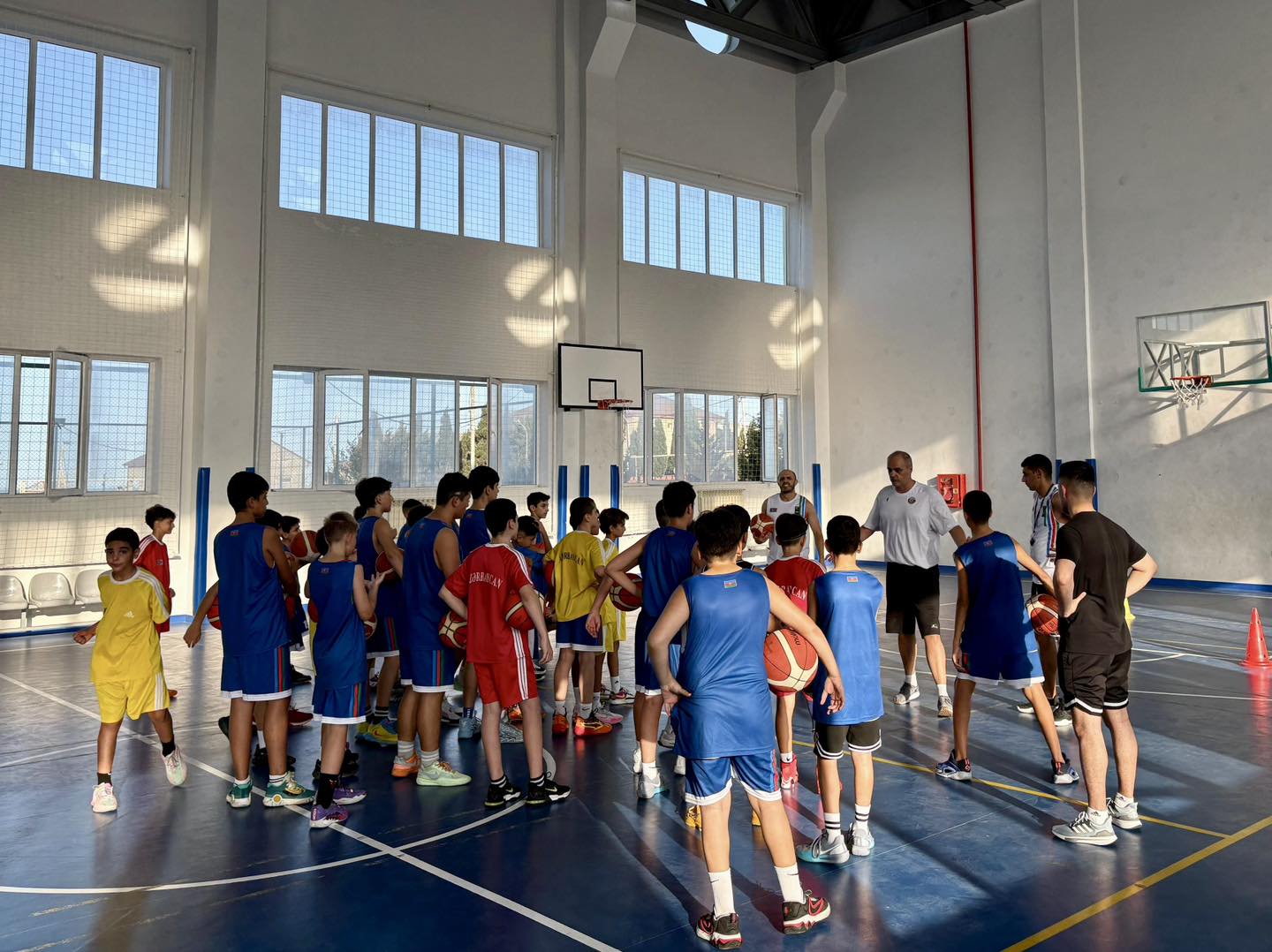 Uşaq basketbolçular arasında milli komanda üçün seçim prosesinə start verilib  