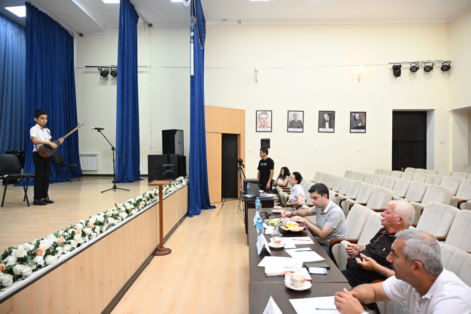 Uşaq İncəsənət Festivalı çərçivəsində seçmə turun ikinci mərhələsi davam edir