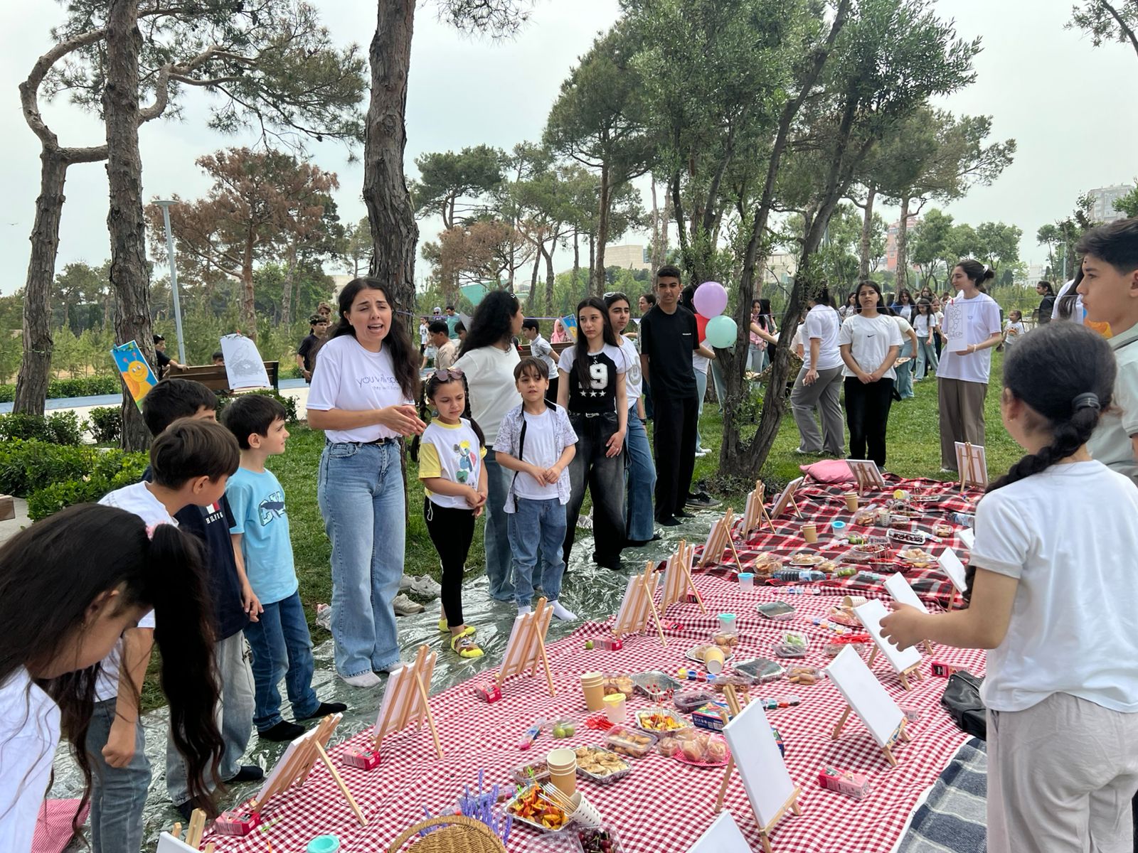 Uşaqlar üçün unudulmaz gün: “İngilis dili” pikniki – REPORTAJ