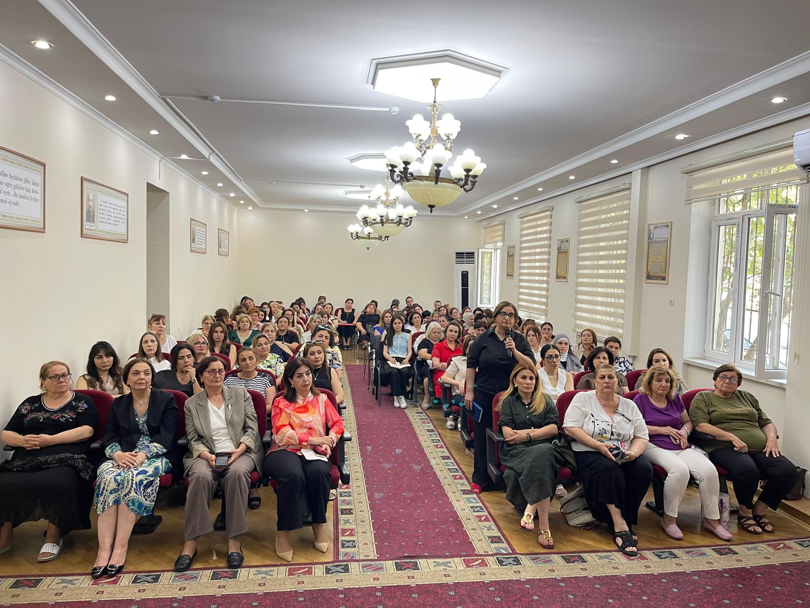 Vaşinqton Universitetinin professoru Pedaqoji Kollecdə seminar keçirib