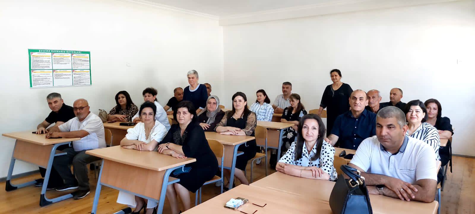 Xaldan məktəbinin məzunları 33 ildən sonra yenidən parta arxasında – FOTOLAR