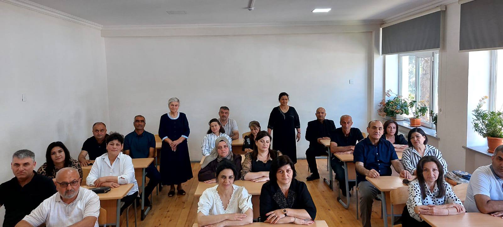 Xaldan məktəbinin məzunları 33 ildən sonra yenidən parta arxasında – FOTOLAR