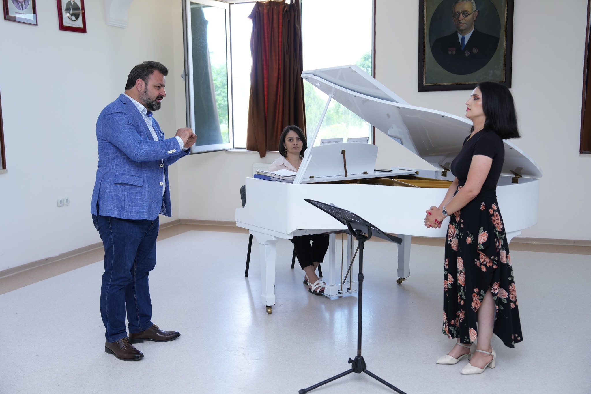 Xalq artisti Samir Cəfərov NDU-da tələbələrə ustad dərsi keçib 