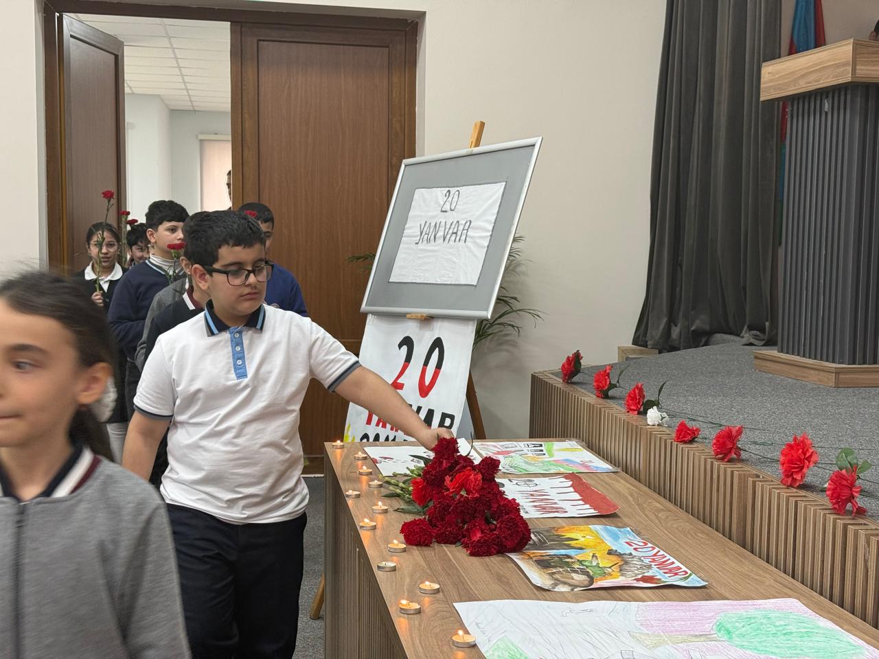 Xankəndi məktəbində ilk dəfə 20 Yanvar faciəsinin qurbanları anıldı