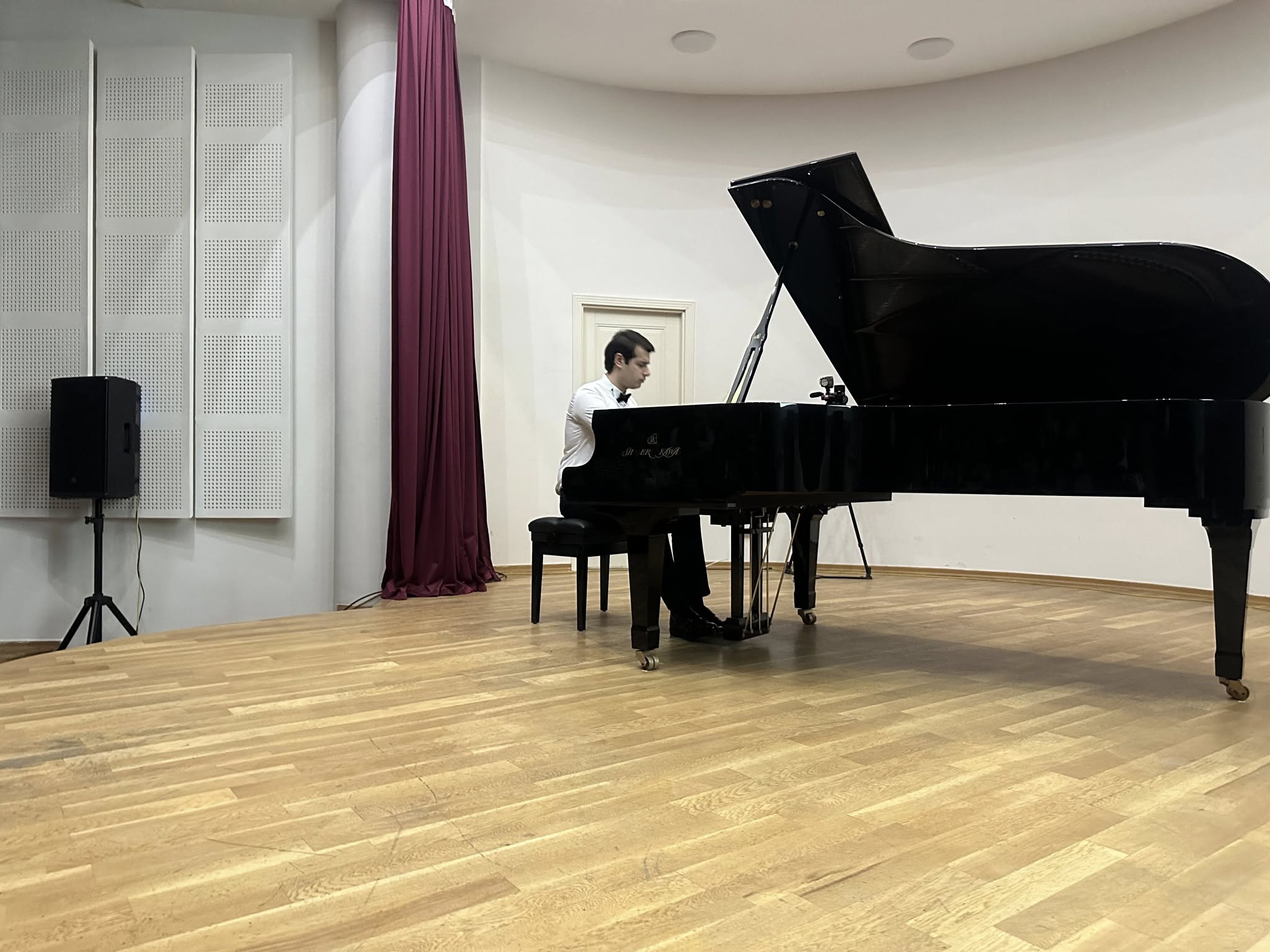 Xankəndi şəhərində solo konsert keçirilib