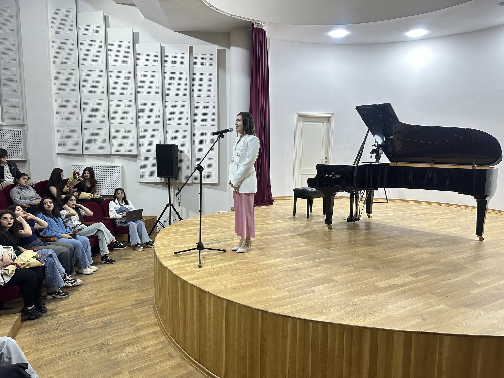 Xankəndi şəhərində solo konsert keçirilib