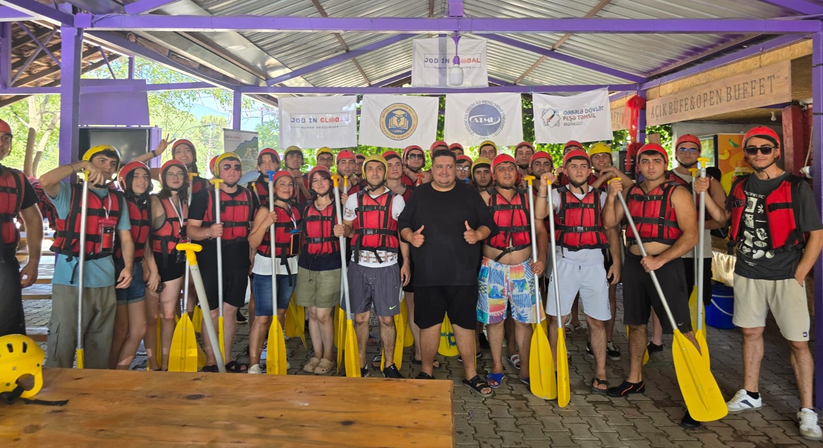 Xaricdə təcrübə və 700 dollar maaş – Peşə təhsilində yeni imkanlar 