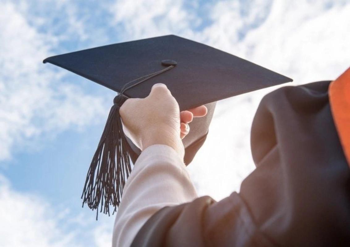 Xaricdə təhsil almaq istəyənlərin NƏZƏRİNƏ 