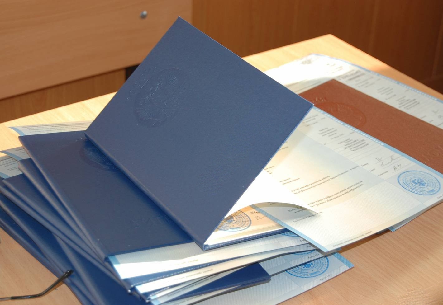 Xarici dil üzrə fəlsəfə doktoru imtahanından uğurla keçənlərə şəhadətnamələr verilir 