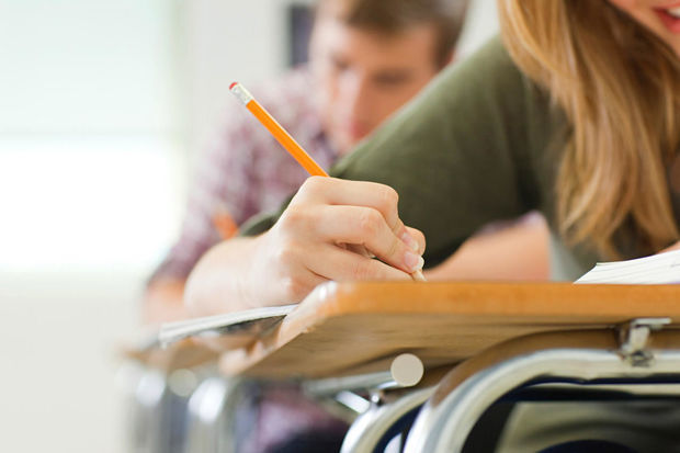 Xaricidə ali təhsil alan 61 nəfər peşə tanınması üzrə imtahandan uğurla keçib 