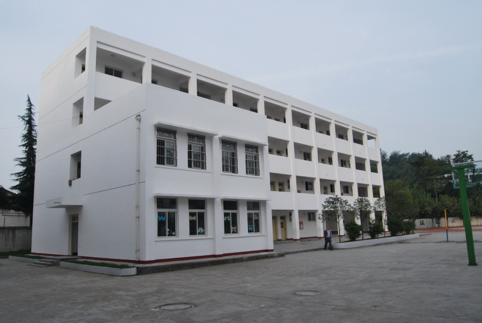 Xeyirxahlıq təcəssümünə çevrilən məktəb: Houbada şagirdlər Azərbaycanın yardımını minnətdarlıqla xatırlayırlar