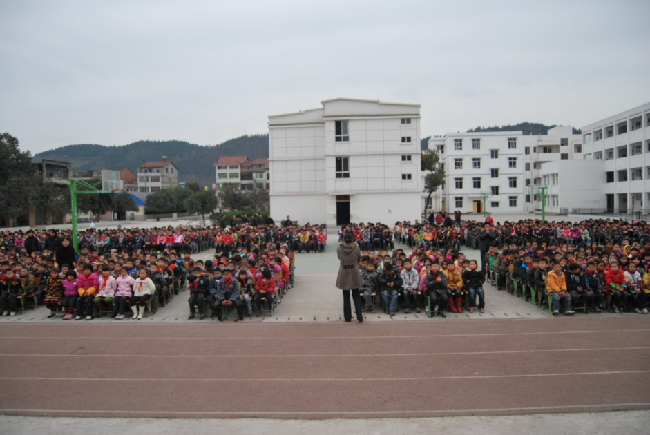 Xeyirxahlıq təcəssümünə çevrilən məktəb: Houbada şagirdlər Azərbaycanın yardımını minnətdarlıqla xatırlayırlar