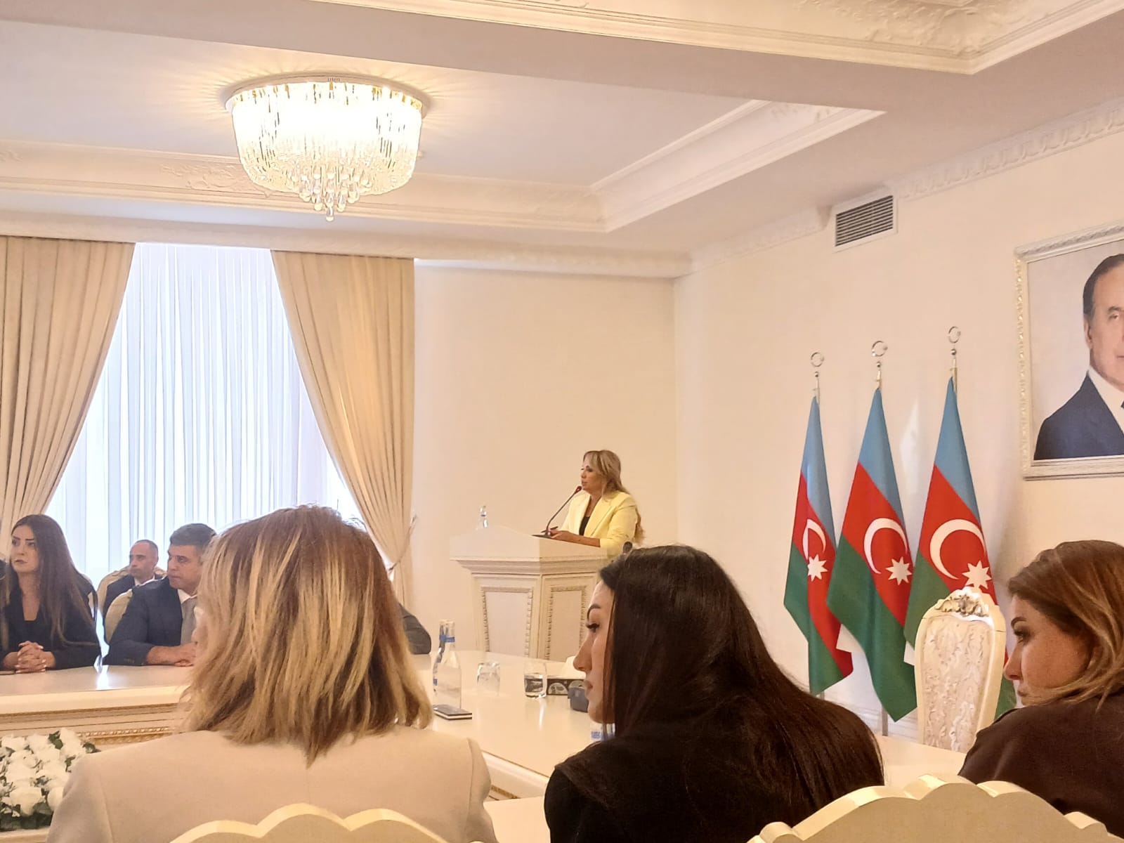 Xırdalanda şagird sayı çoxalır, Xızıda azalır – Məsələ sentyabr konfransında gündəmə gətirildi