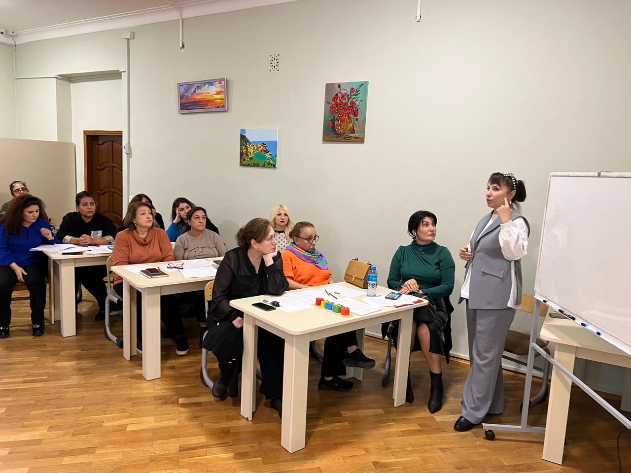 XXI əsr dərs modelinə yeni baxış: müasir dərsin möcüzəsi