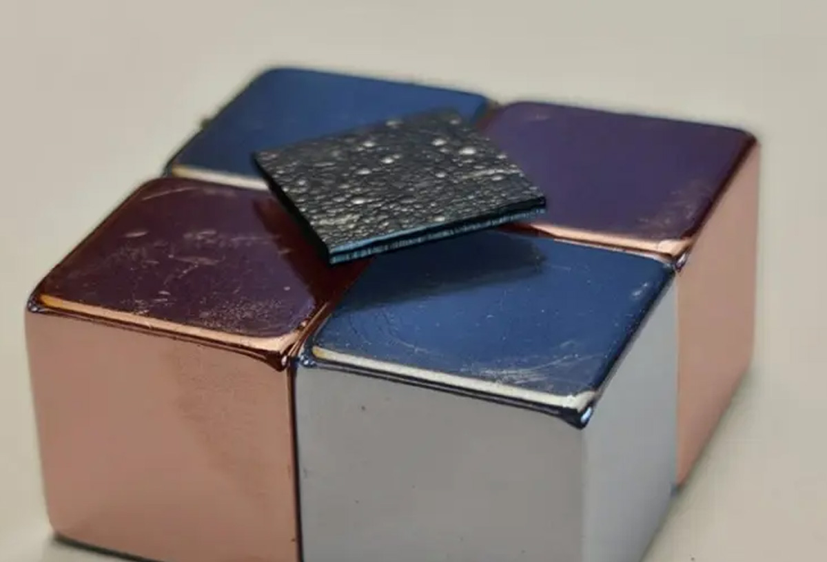 Yapon alimləri yeni akustik levitasiya cihazı hazırlayıblar 