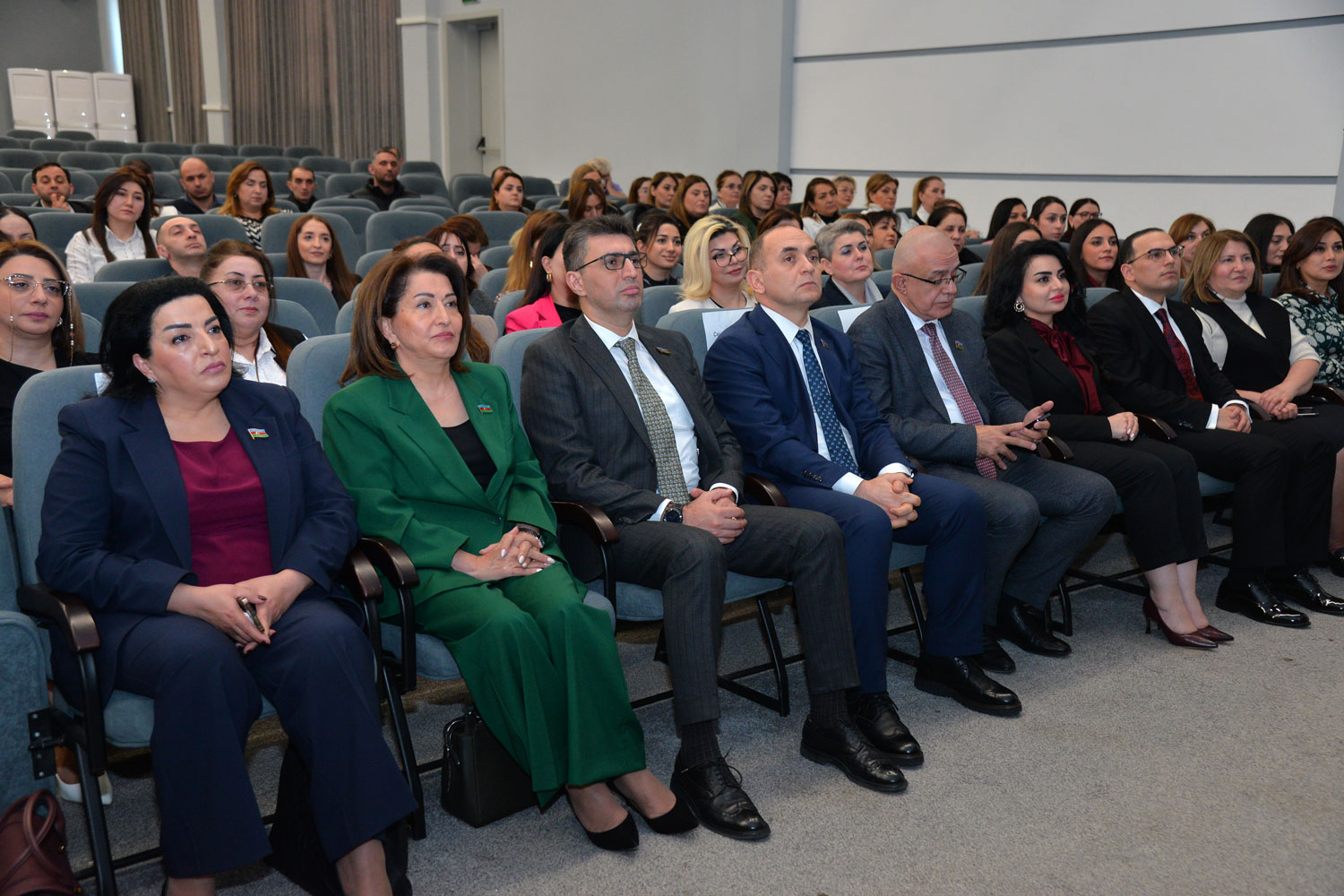 Yaradıcı müəllimlər təltif olunub