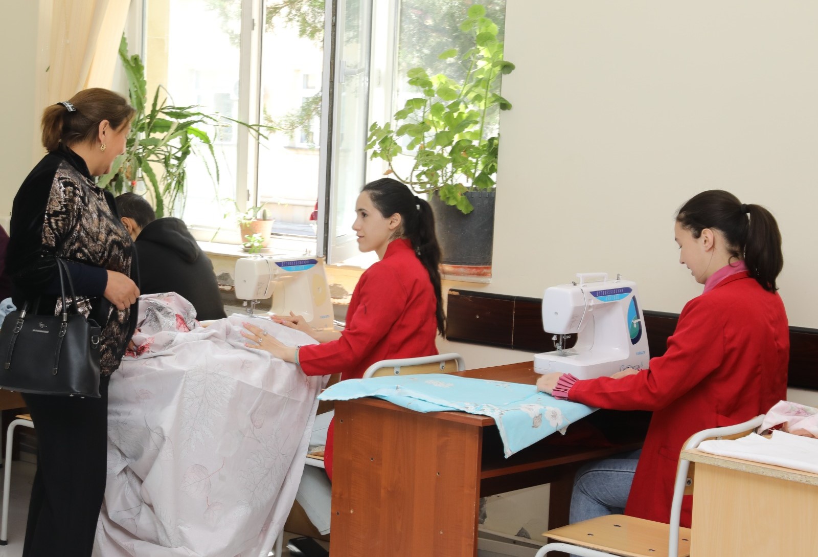 “Yaradıcı yanaşma və qətiyyət uğurun açarıdır” - Peşə məzunları ilə söhbət 