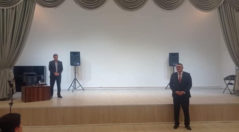 Yazıçı Aqşin Yenisey gimnaziyanın qonağı olub