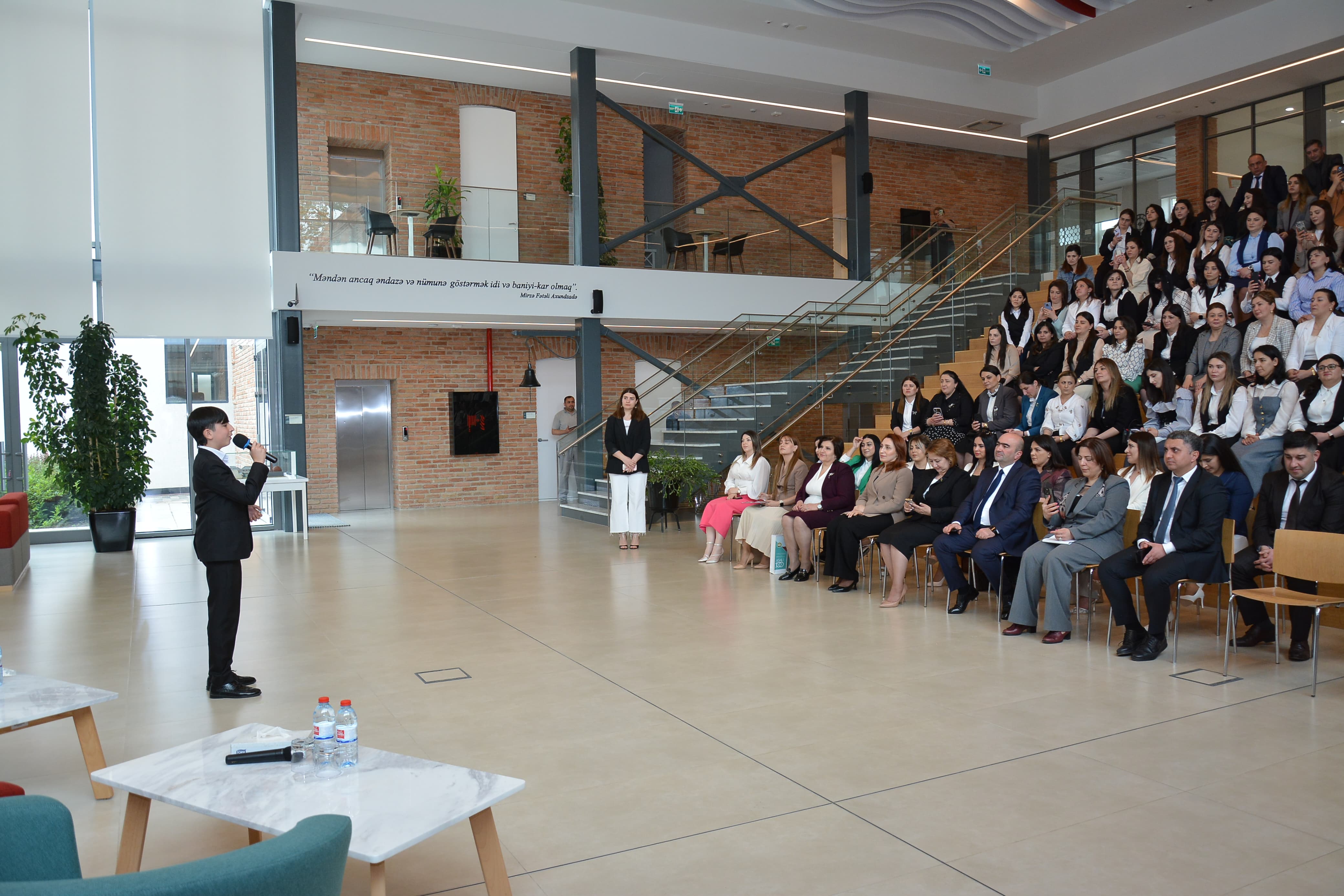 Yeni nəslin tərbiyəsi: Məktəbdən nə tələb olunur?