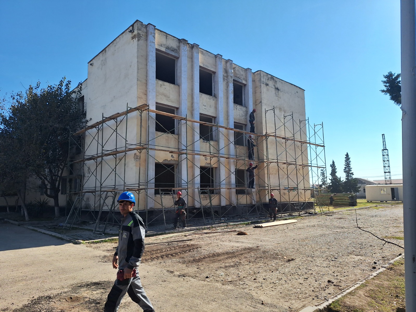"Yenilənən məktəblər": Saatlı rayonu Qara Nuru kənd tam orta məktəbi – FOTOLAR