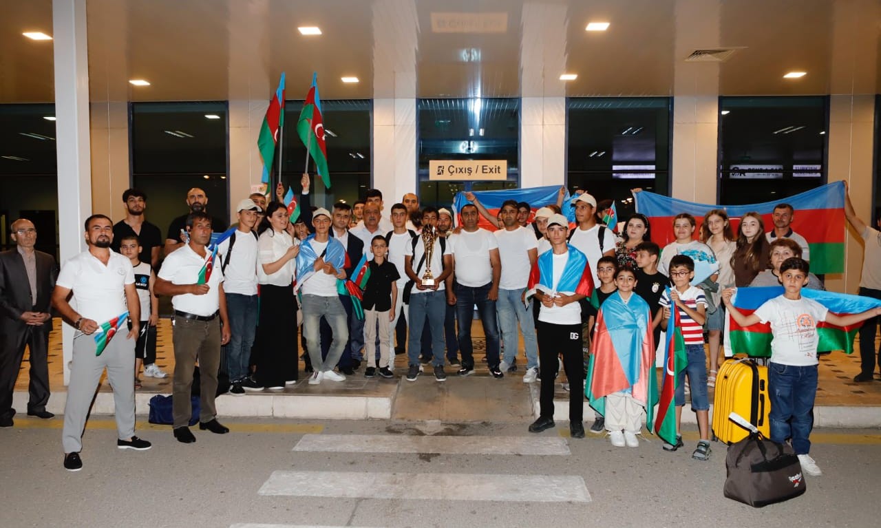 "Yorulsaq da, fikrimizdən dönmədik" – Maneələrə qalib gələn gənc xilasedicilər