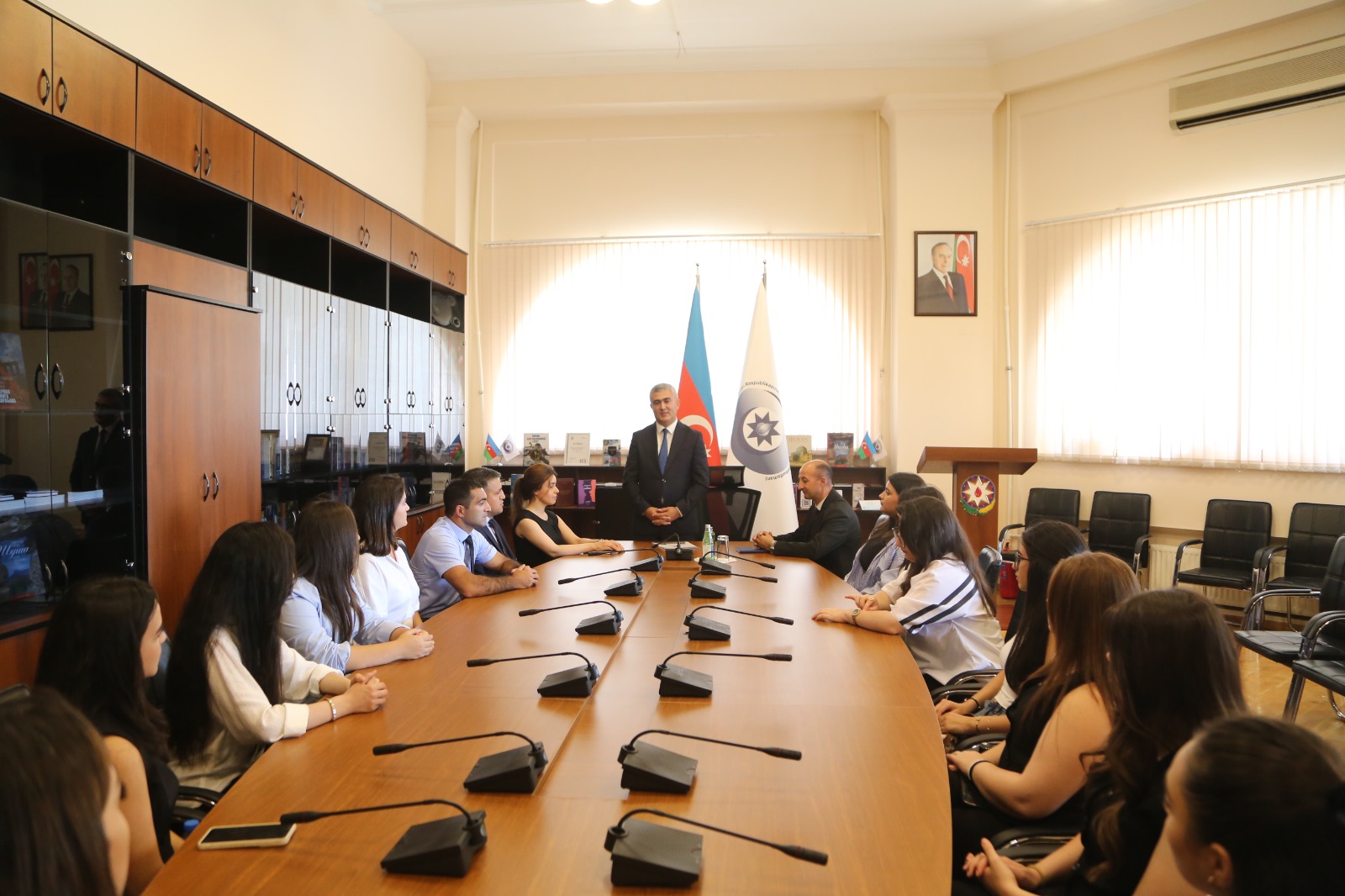 Yüksək bal toplayan abituriyentlər üçün Ombudsman Aparatına info-tur təşkil edilib 