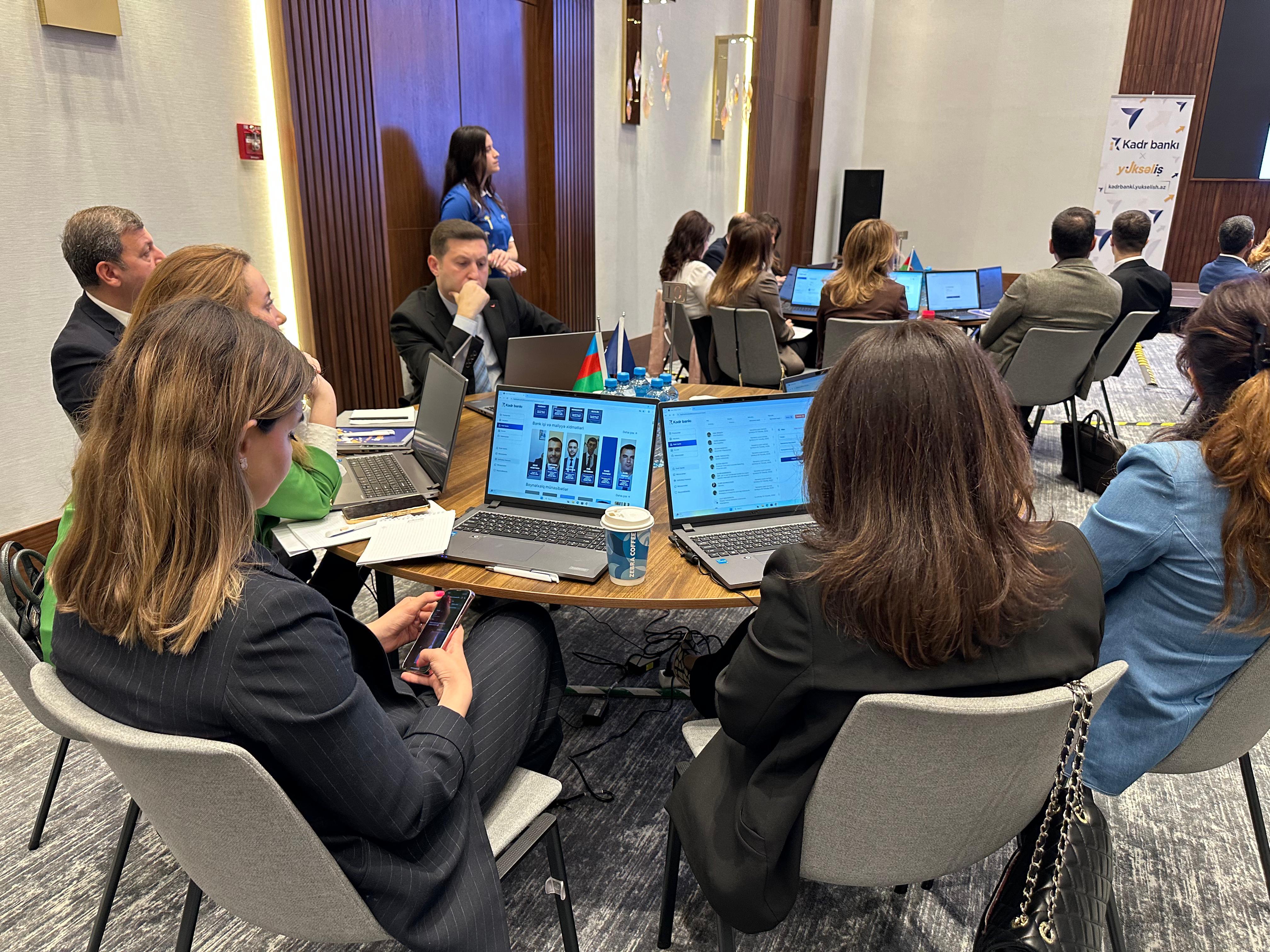 “Yüksəliş” müsabiqəsinin kadr bankının təqdimatı keçirilib