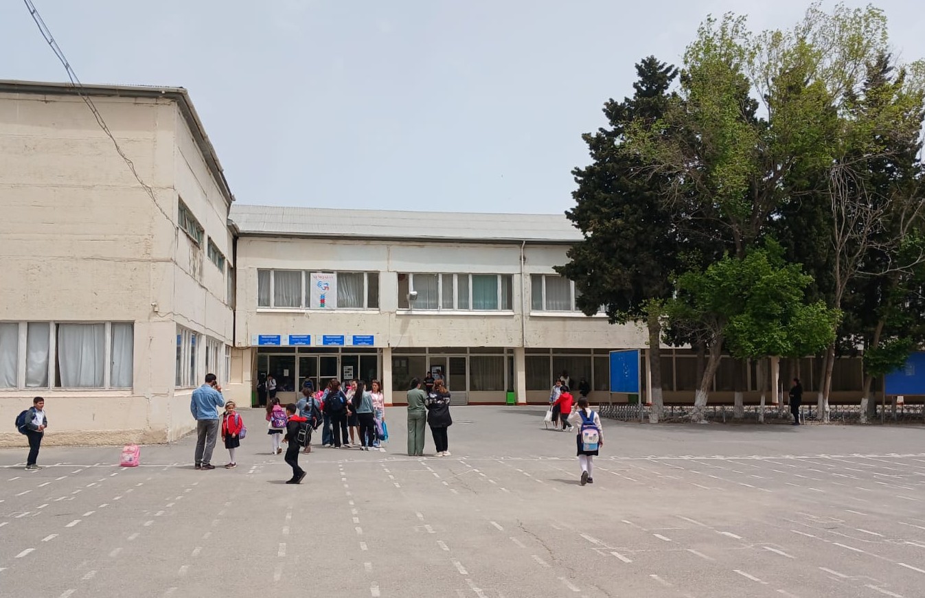 Yüzlərlə uğur bir ünvanda: Sumqayıtın 27 nömrəli məktəbindən REPORTAJ