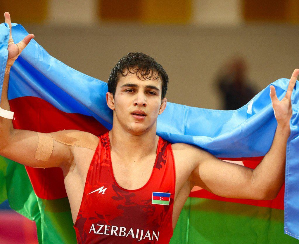 Zədələndi, xallarını azaltdı, amma Avropa çempionu oldu