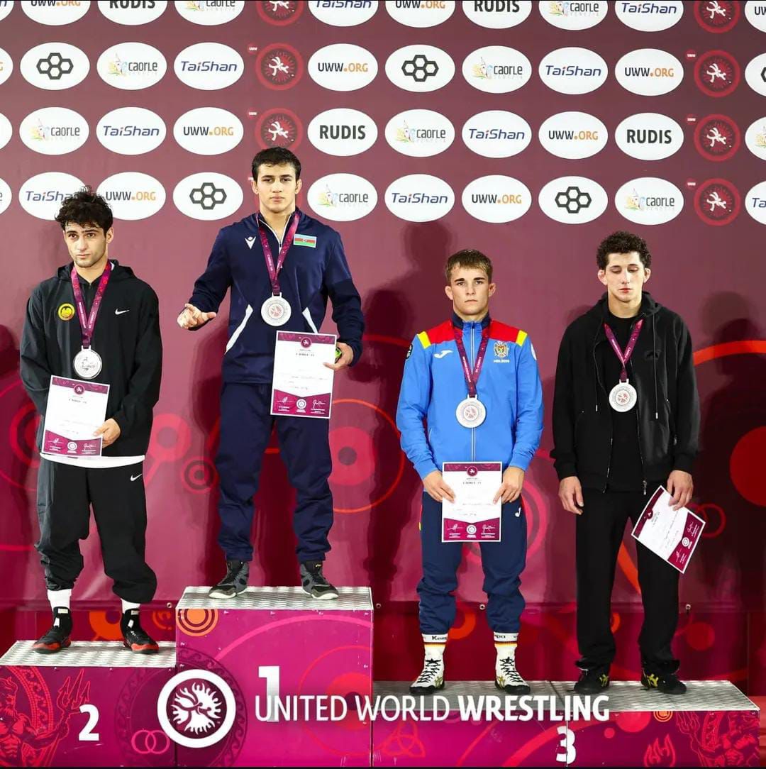 Zədələndi, xallarını azaltdı, amma Avropa çempionu oldu