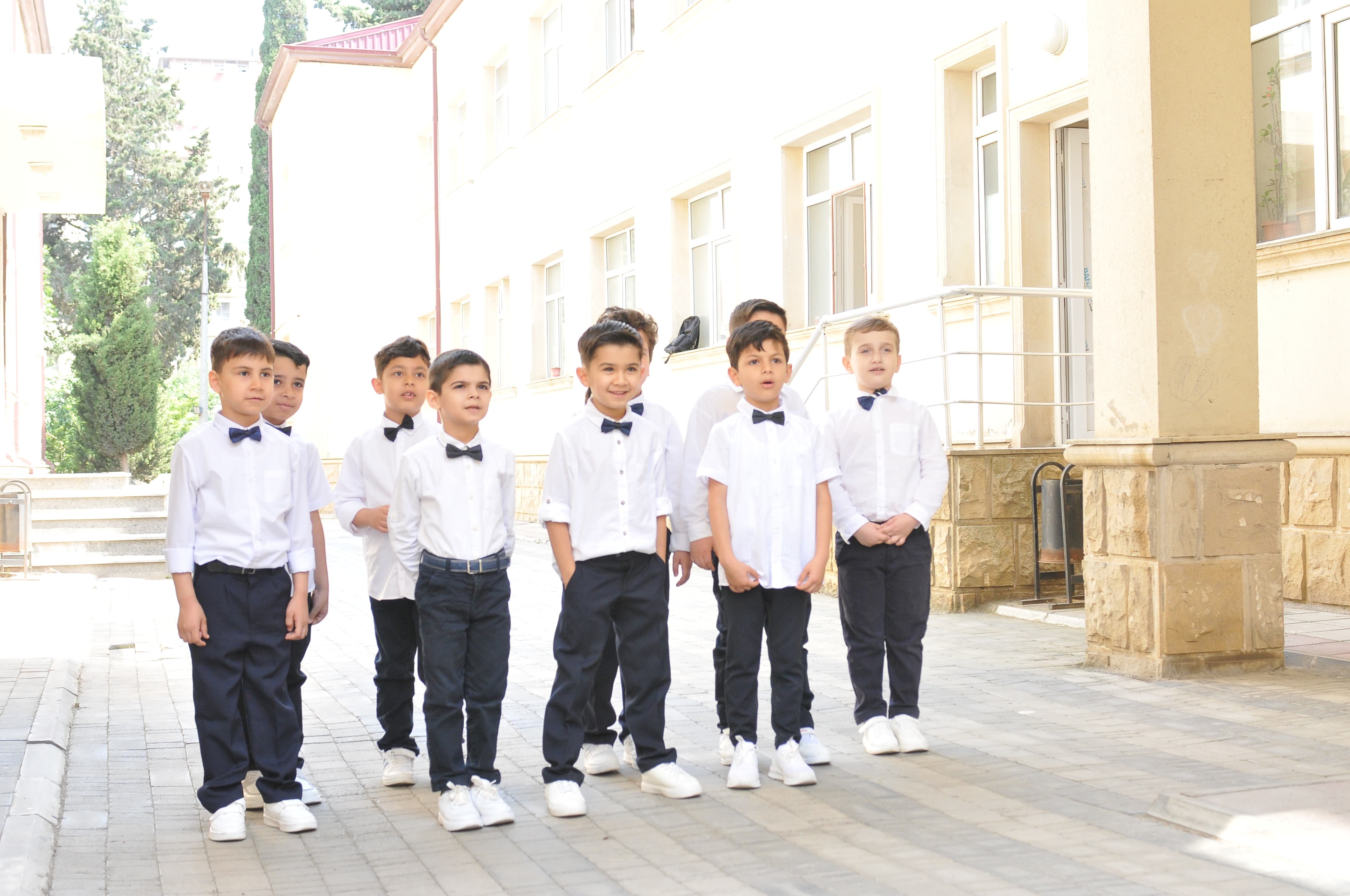 "Zəkalar" liseyində “Son zəng” tədbiri keçirilib