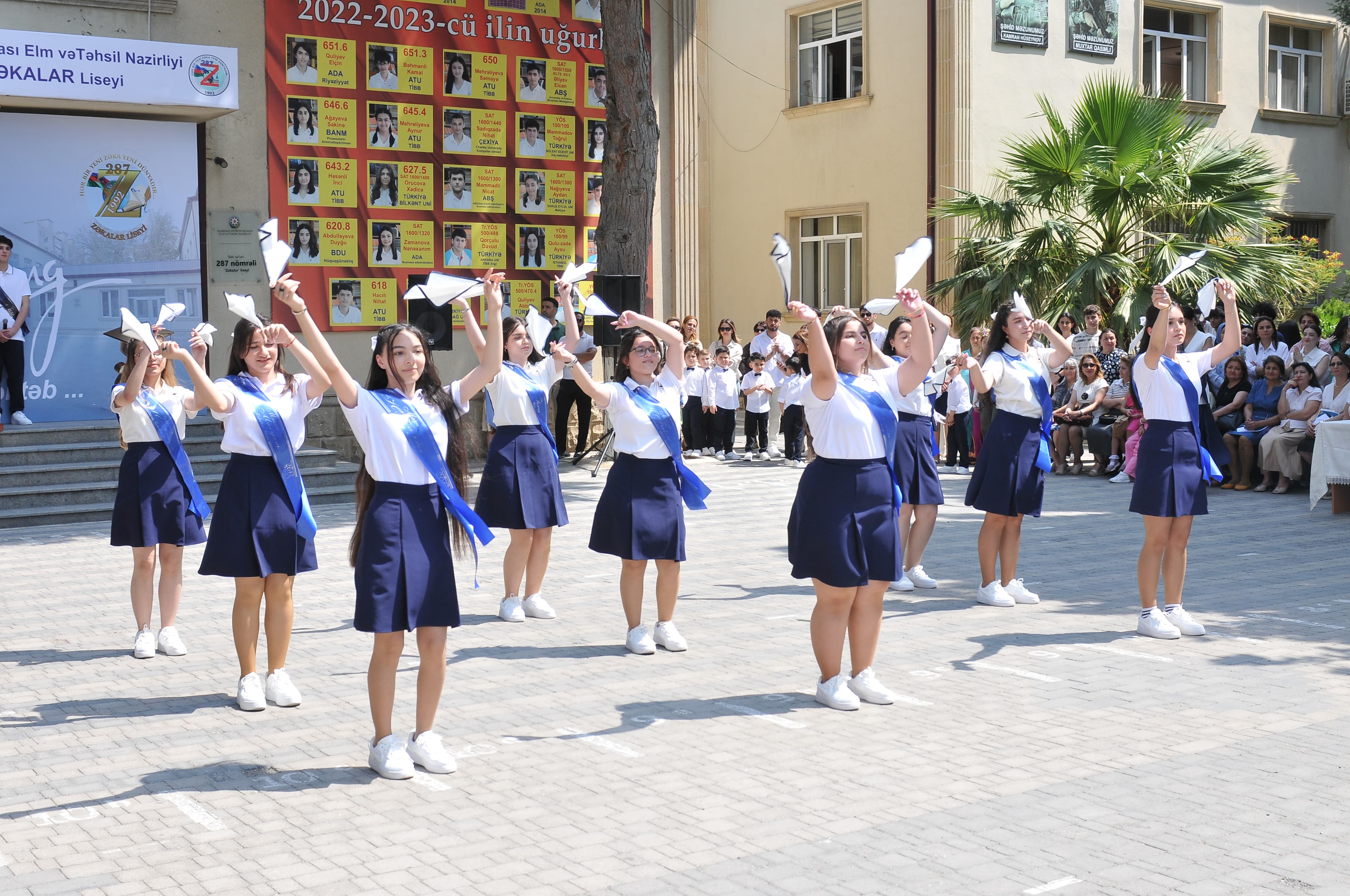 "Zəkalar" liseyində “Son zəng” tədbiri keçirilib