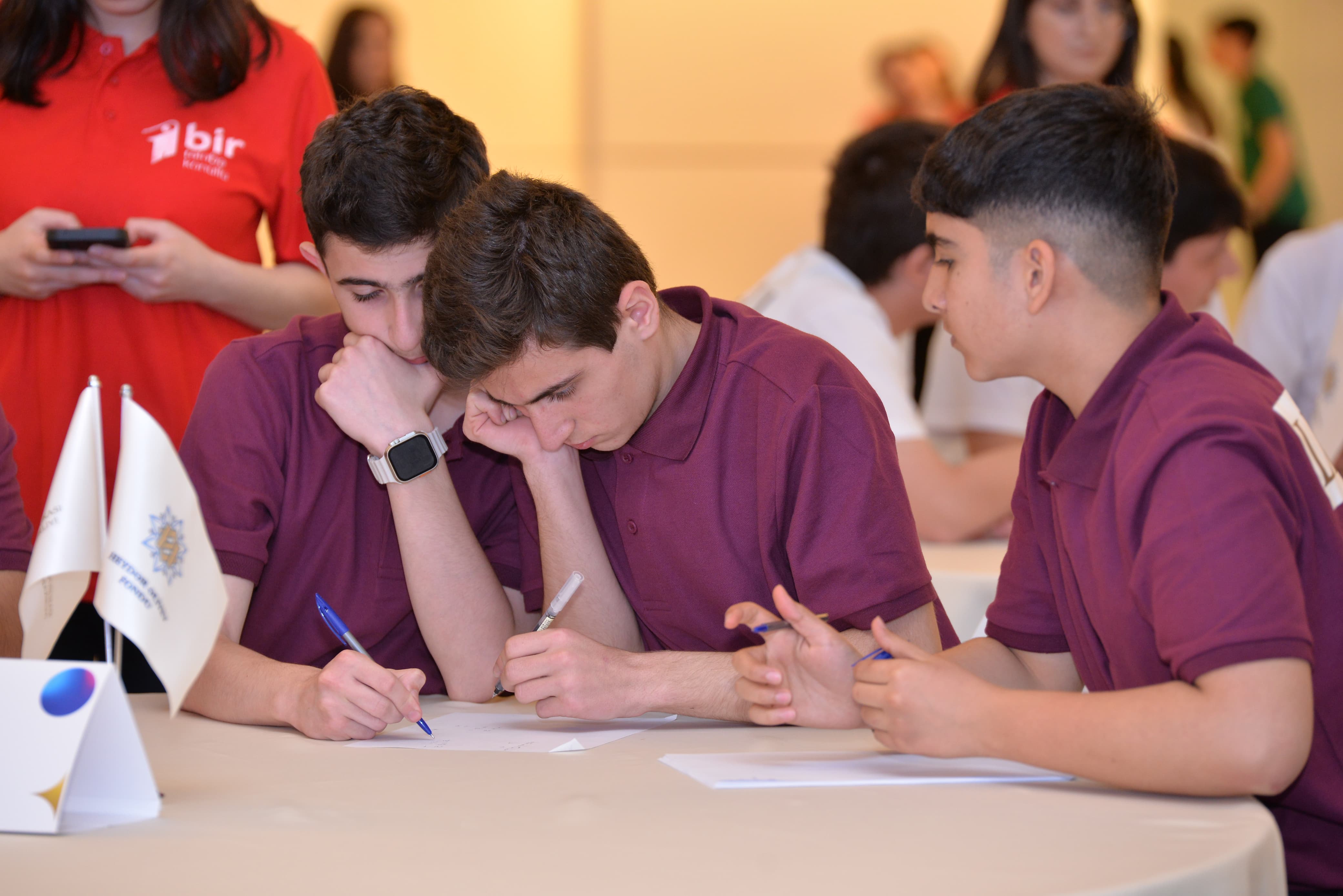 “Zəkaların mübarizəsi” olimpiadasının final mərhələsi keçirilib