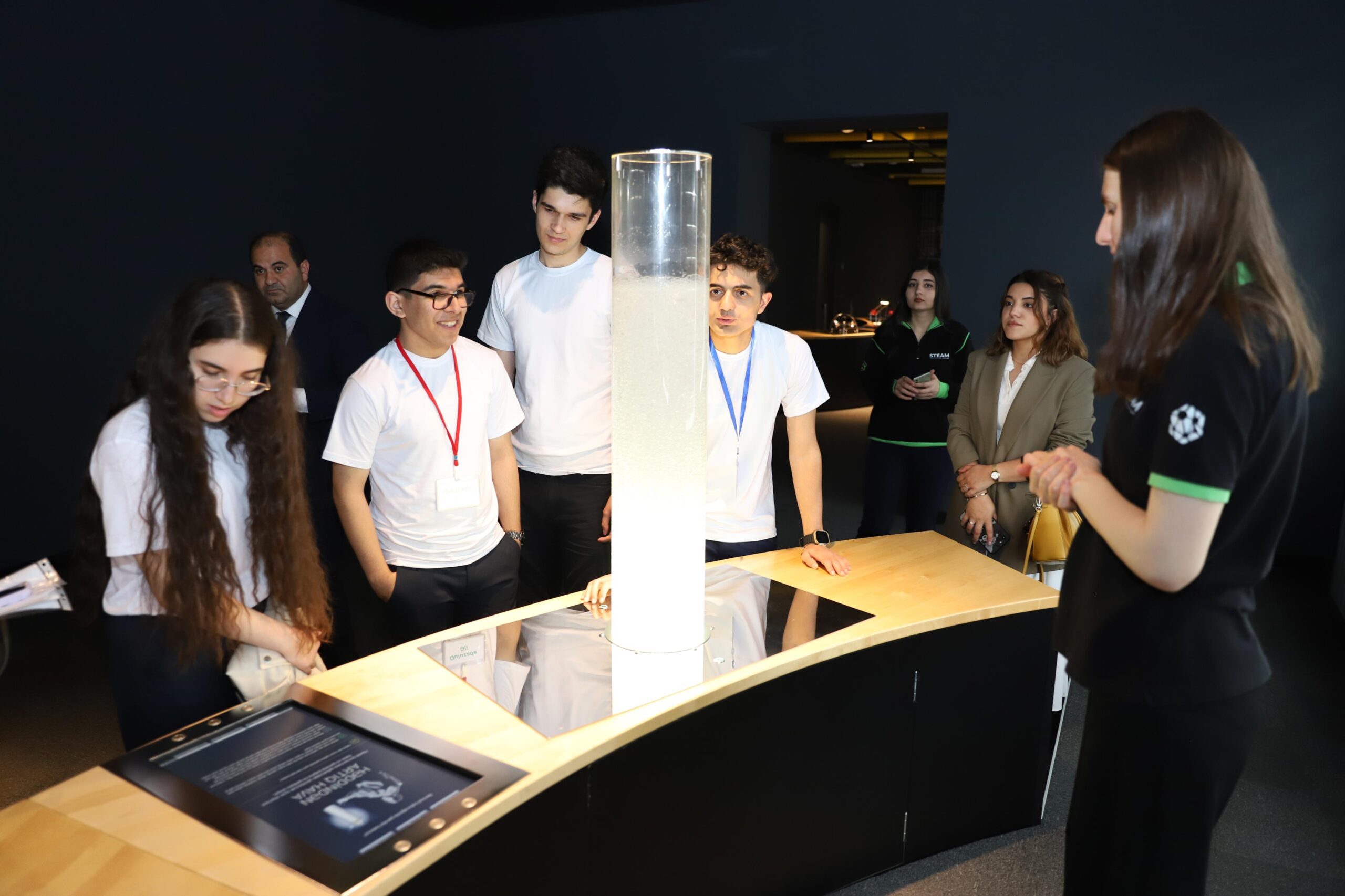 “Zəkaların mübarizəsi” olimpiadasının iştirakçıları ekskursiya olublar