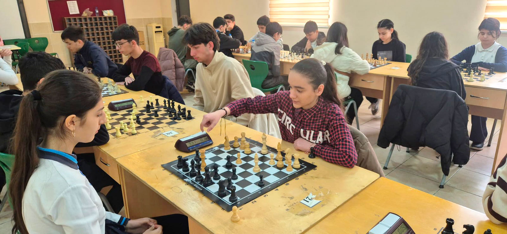 “Zəkaların mübarizəsi” olimpiadasının şahmat istiqaməti üzrə regional mərhələsi keçirilib