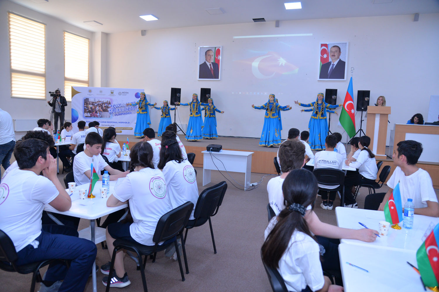 “Zəkaların mübarizəsi”nin Bakı üzrə regional mərhələsi keçirilib