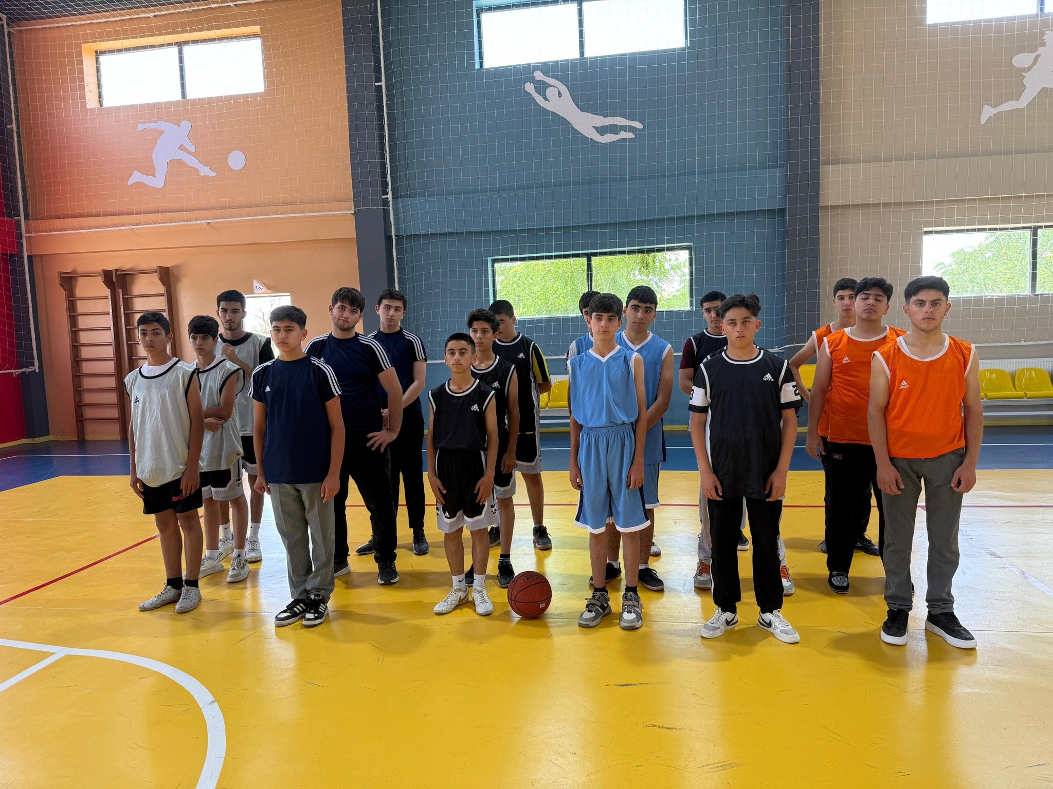 Zəngilanda məktəblilər arasında idman yarışları keçirilib