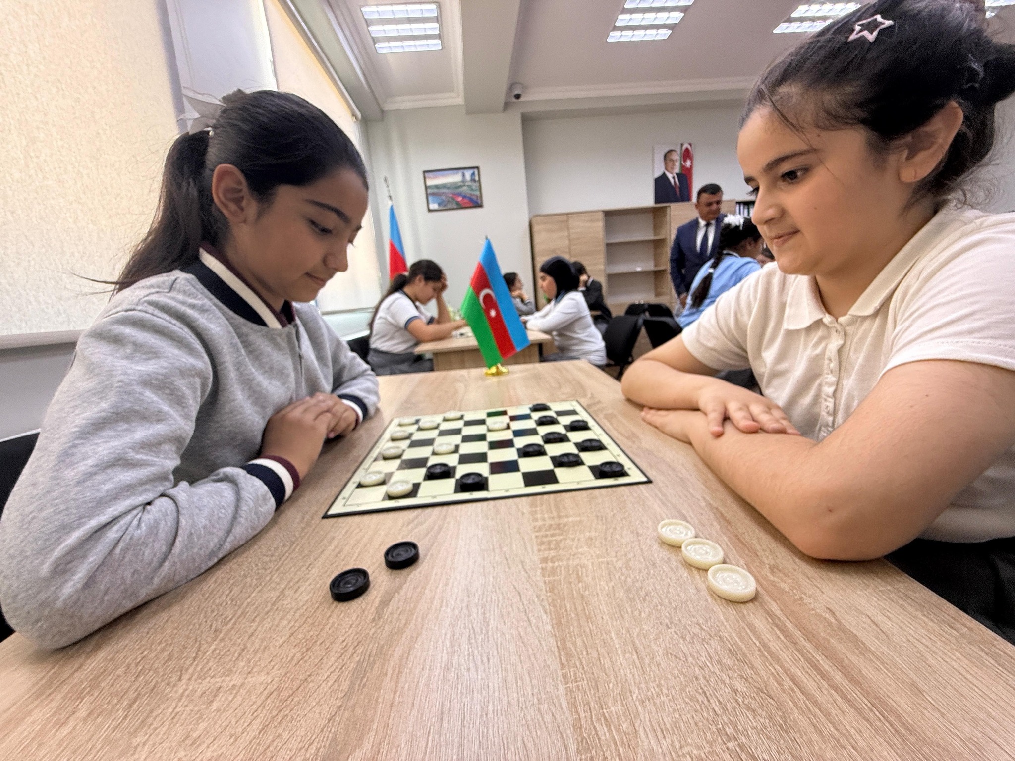 Zəngilanda məktəblilər arasında idman yarışları keçirilib