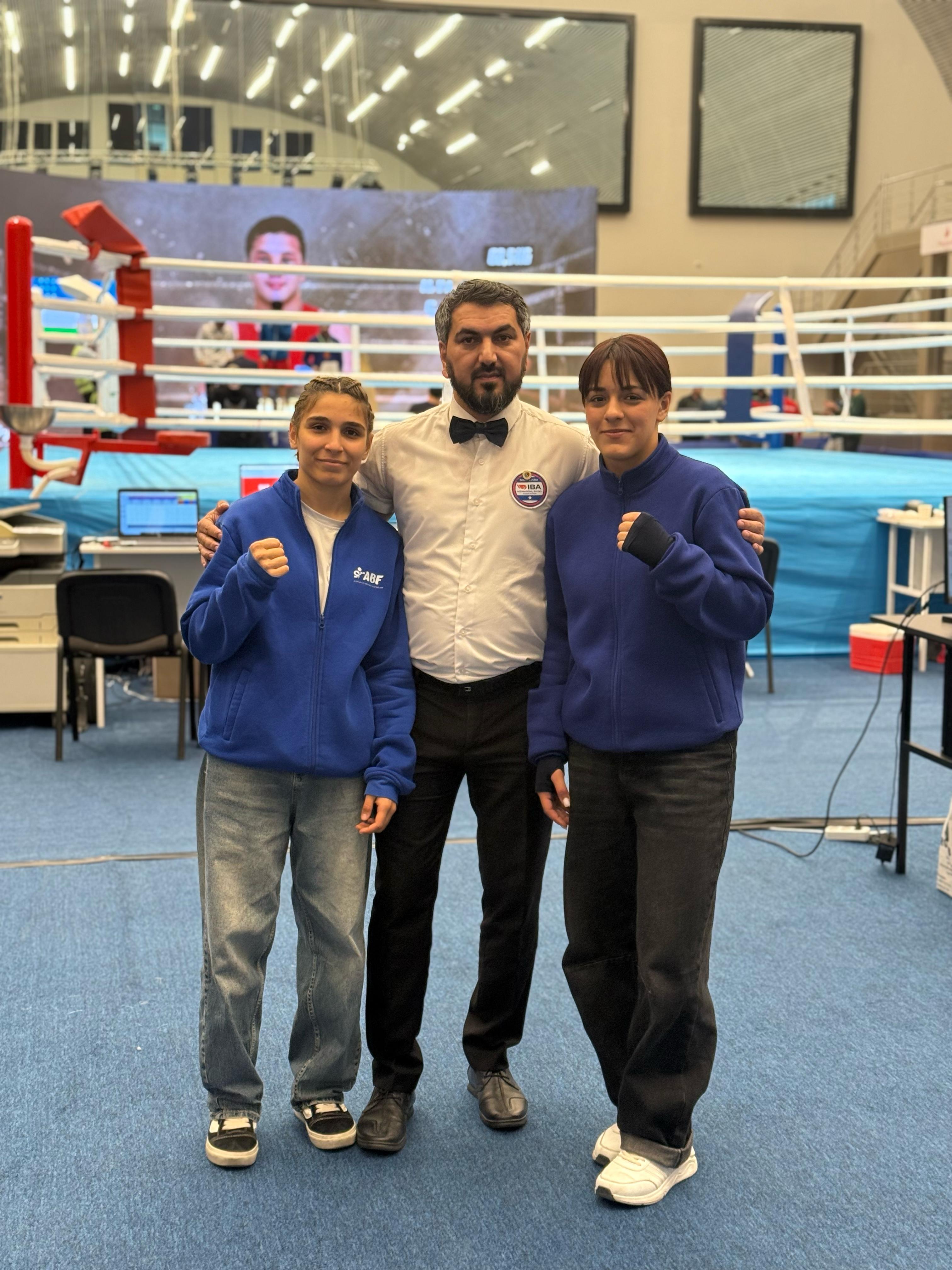 Zərif yumruqların gücü: Boksçu qızların böyük uğuru