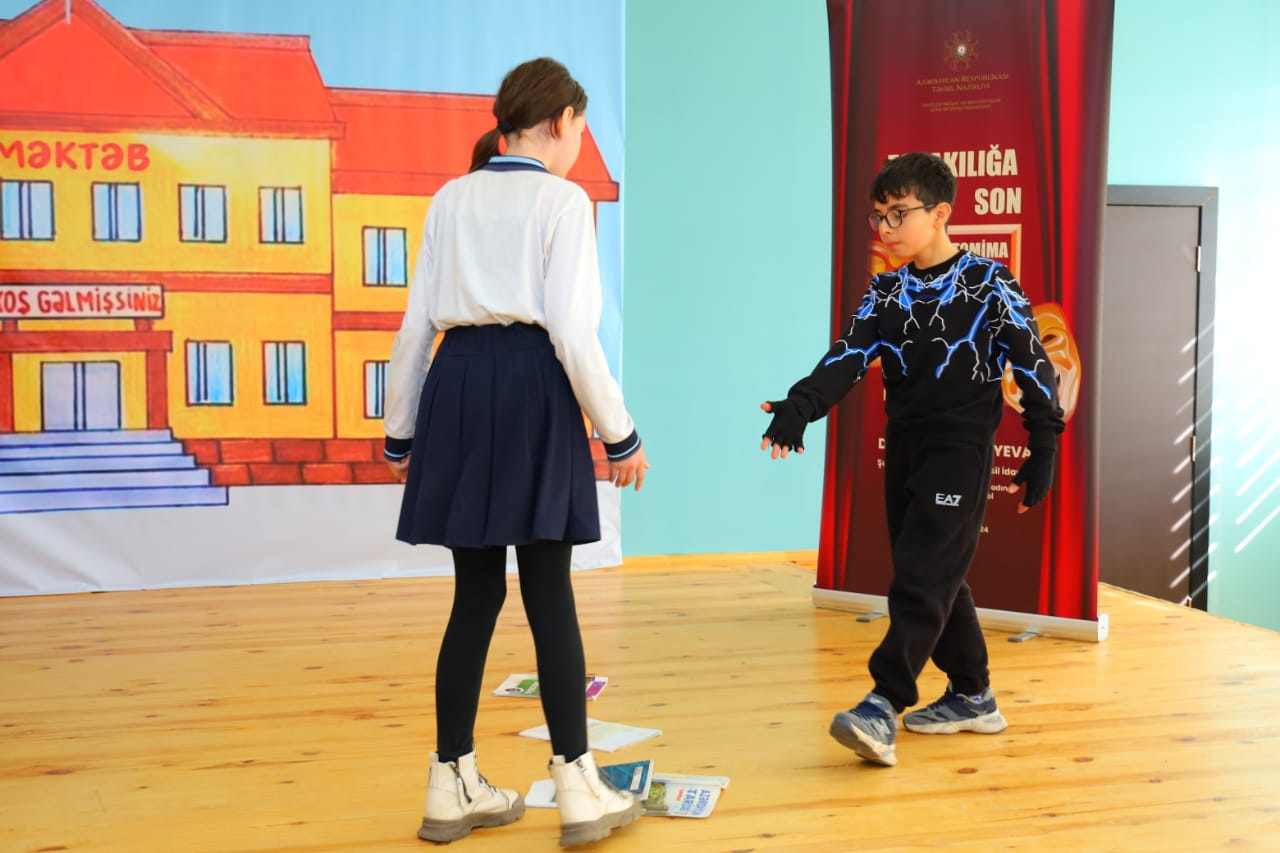 ""Zorakılığa son" pantomima" adlı layihə çərçivəsində tamaşa hazırlanıb