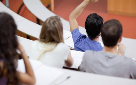 Tələbələrin köçürülməsi ilə bağlı saxta məlumat yayılıb – AÇIQLAMA