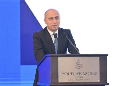 Emin Əmrullayev: Kredit digər xərclərə yönəldilərsə, tələbə sayı azala bilər 
