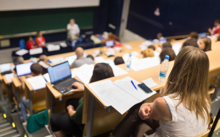 Universitetlərdə pedaqoji fakültələrin sayının azaldılması təklif edilir 